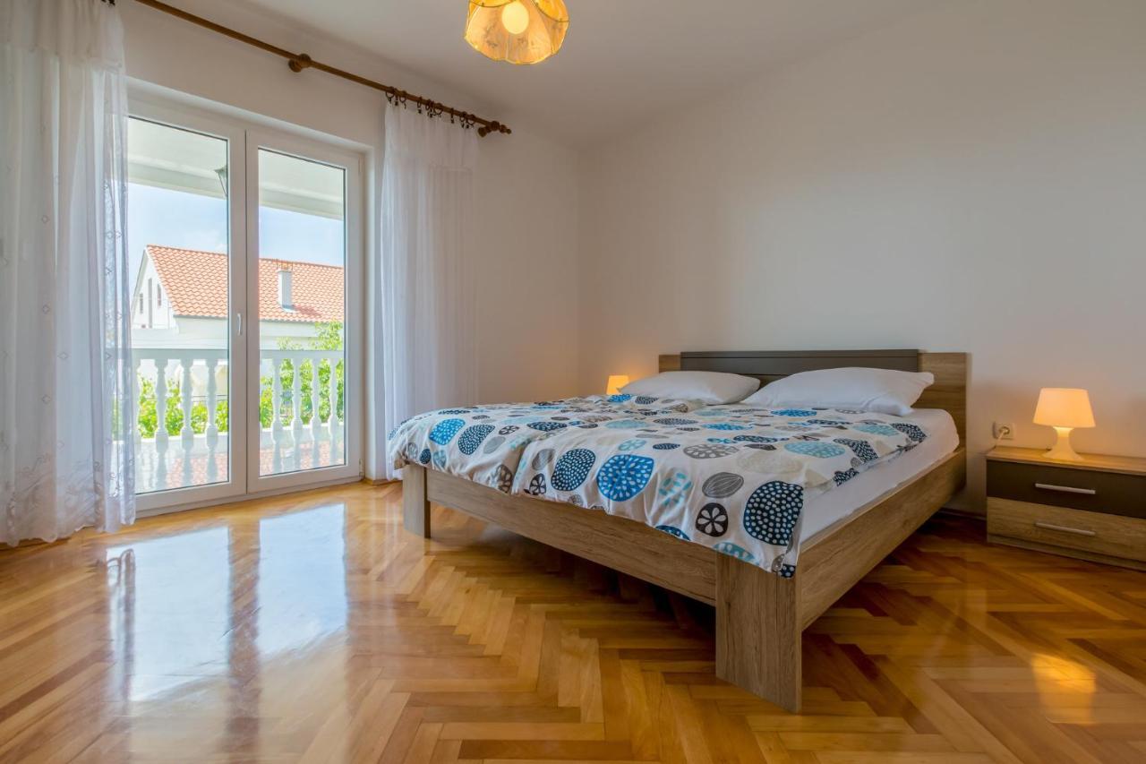 Appartement Amila à Crikvenica Extérieur photo
